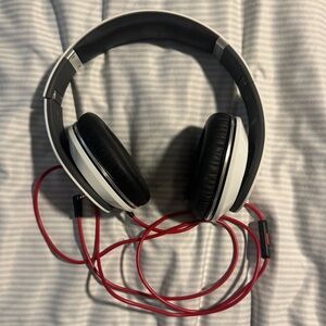 Beats by Dre Solo HD Wired Headphones